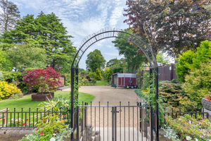 Photo 30- click for photo gallery